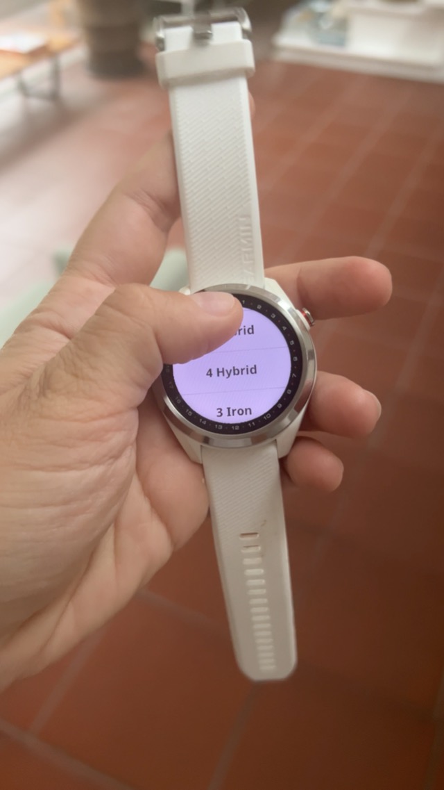 【美品】Garmin ガミン Approach S42 White (1734) Watch Garmin Approach S42, GPS Golf Smartwatch, Lightweight with