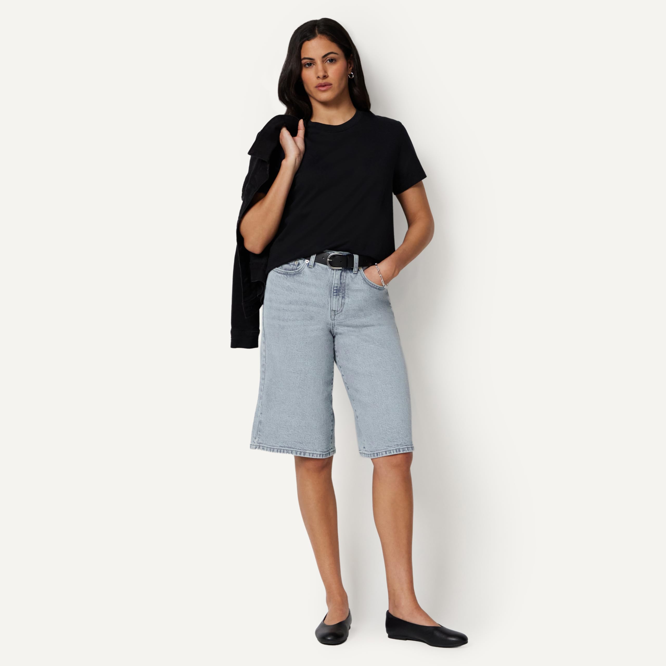 Amazon Essentials Bermuda en Denim, Taille Mi-haute et Coupe Décontractée Femme