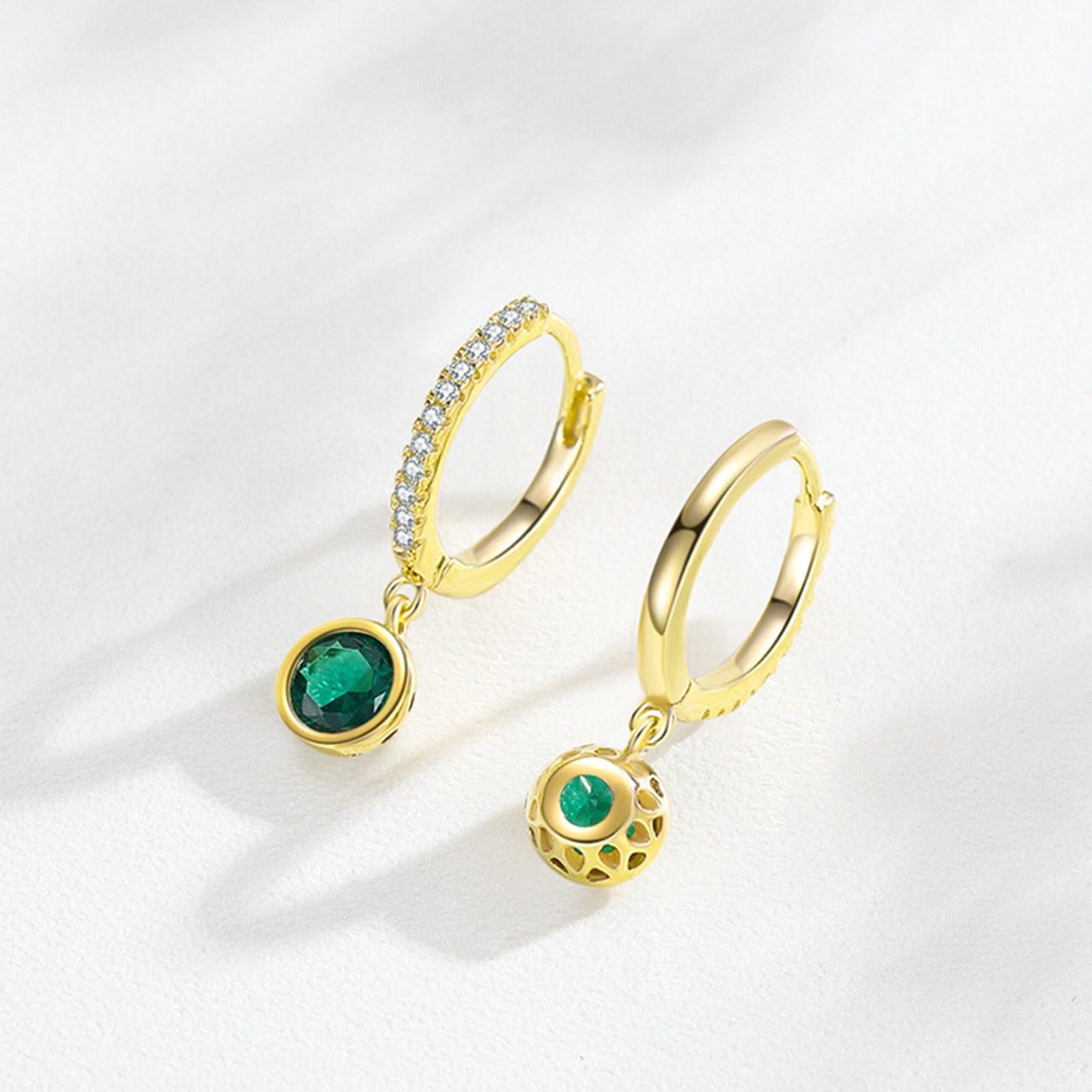 Wycian Pendientes de aro para mujer, oro de 9 quilates, 14 quilates, 18 quilates, topacio azul y bisel de moissanita, aretes de tuerca para mujer