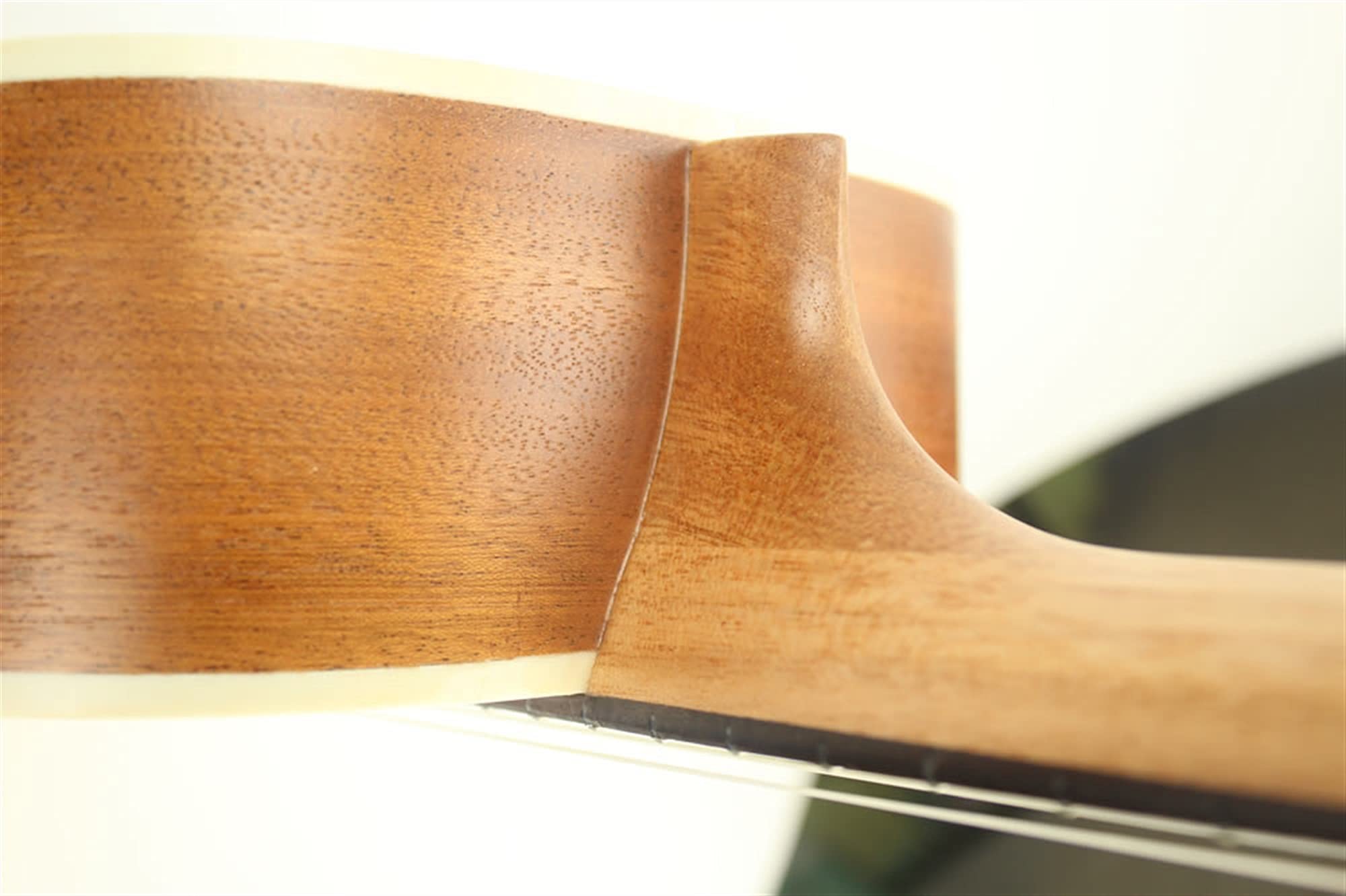 Ukulele koncertowe Początkujący Ukulele 26- calowy TENOR UKELELE Rosewood Fingerboard Świerkowy Panel Sapele Backplate 4 Strings Hawaii Mini Guitar Ukulele (Color : Only Uke)