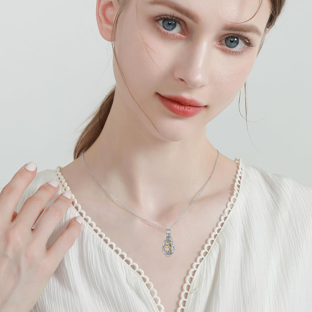 VONALA Filigree Urn Necklace for Human Ashes S925 Sterling Silver Hollow Cremation Jewelry for Ashes for Women Filigree Memory Ashes Keepsake Necklace Urn Jewelry for Human Ashes - Image 2