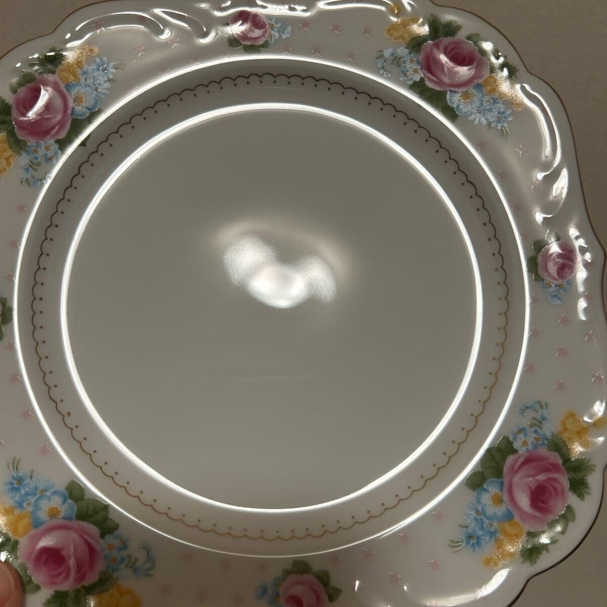 大倉陶園 金彩薔薇 スクエアプレート デザートプレート 楽天市場】大倉