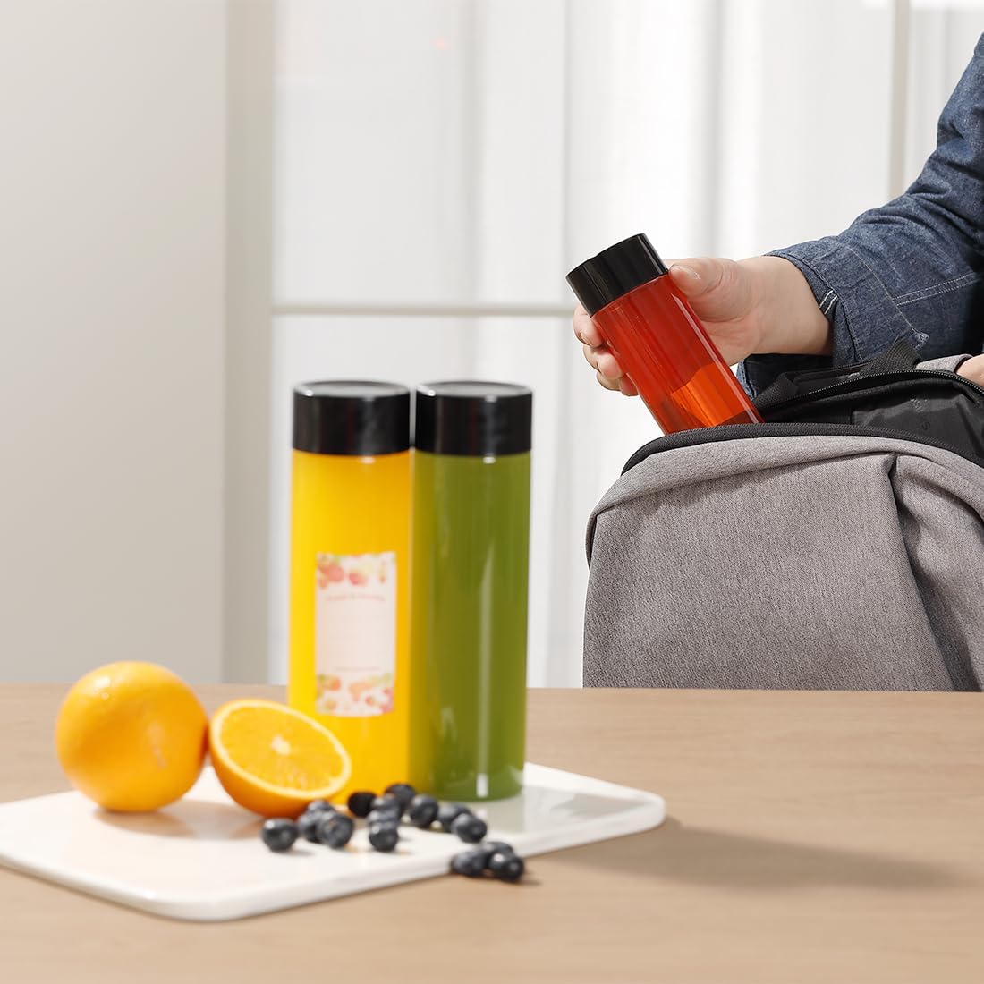 15 Pcs 12 Oz Juice Bottles with Black Lids Empty Plastic Round Bottle for Juicing Reusable Containers with Caps for Water Tea Milk and Other Beverages