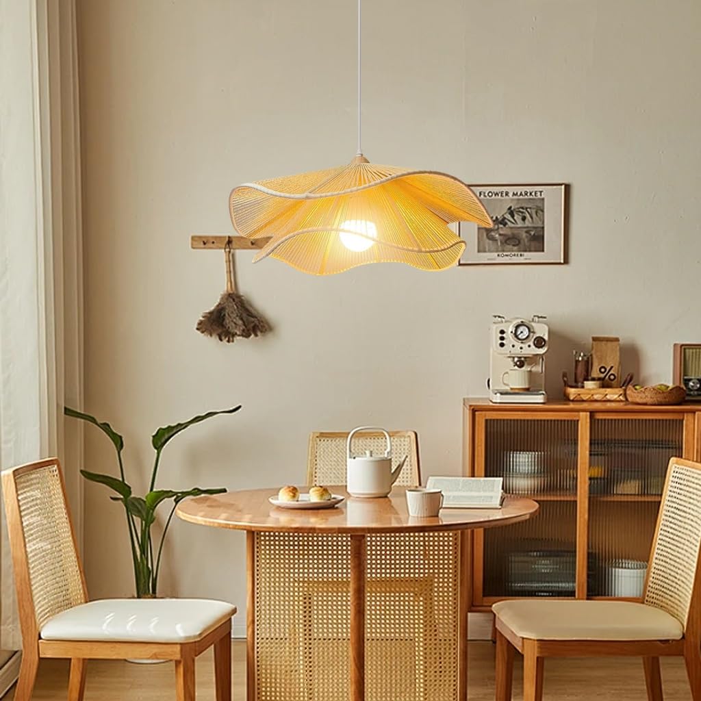 Lustre En Osier LED Suspension Tressé À La Main Lustre Rétro En Forme De Pétales Lampe Table À Manger Moderne Style Bohème Idéal Pour Salle À Manger Îlot De Cuisine Salon(Beige,40cm)