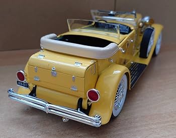 Amazon.co.jp: 1/18 Duesenberg 2 The Great Gatsby 2013 Duesenberg