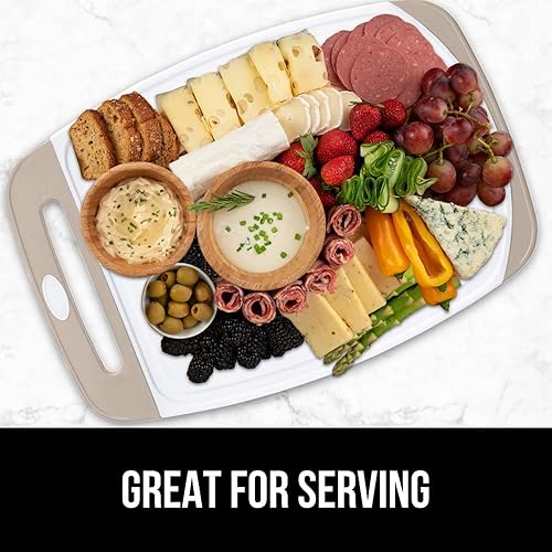 Miniatura 9 de GORILLA GRIP Juego de 3 tablas de cortar de cocina reversibles sin BPA, diseñadas en Estados Unidos, no porosas, ranuras para jugos, borde