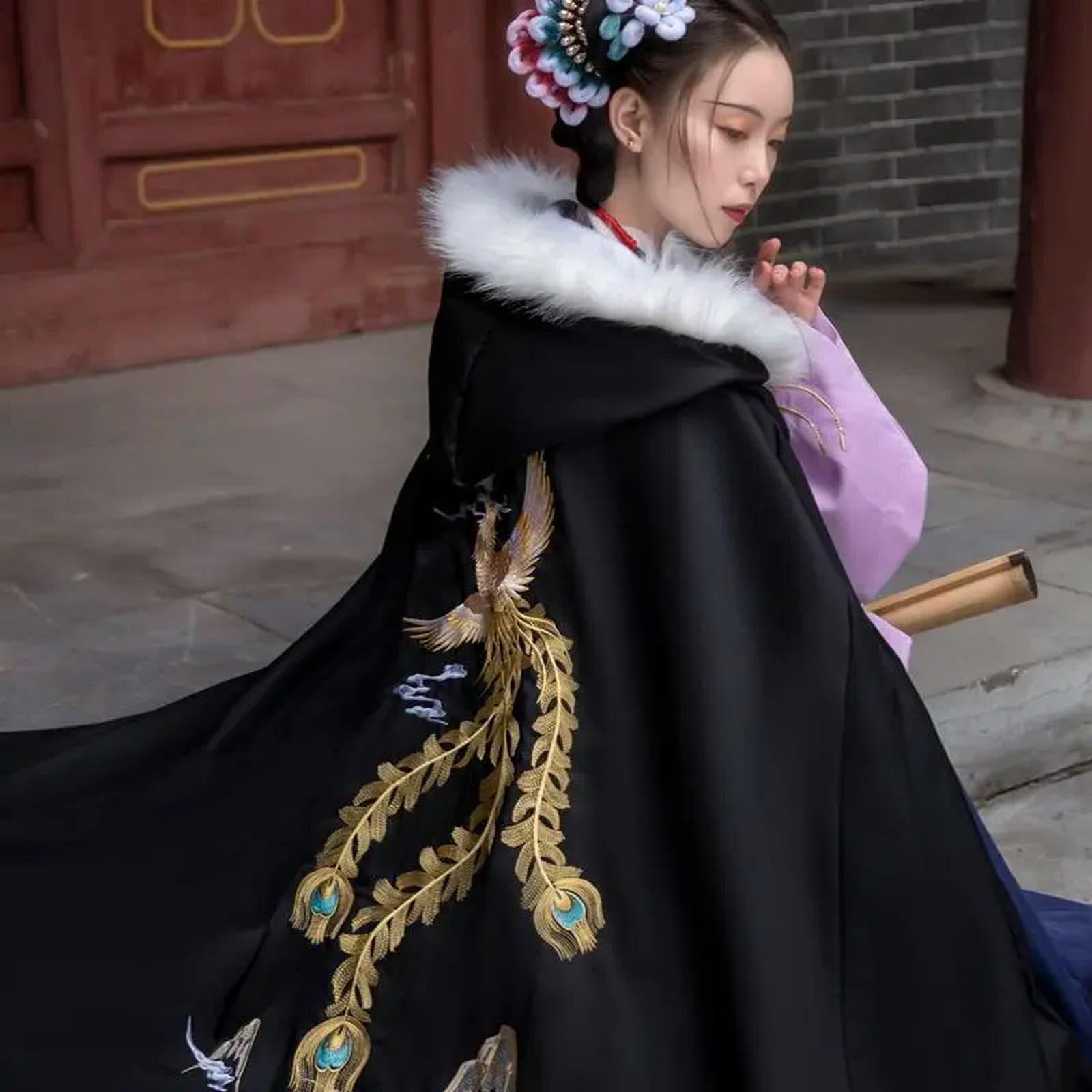 ApuaVireo&Co Hanfu Czarny Czerwony Kolor Haftowany Płaszcz Zimowy Zagęszczony Wydajny Ubranie Dziewczyna Halloween Kostium Cosplay