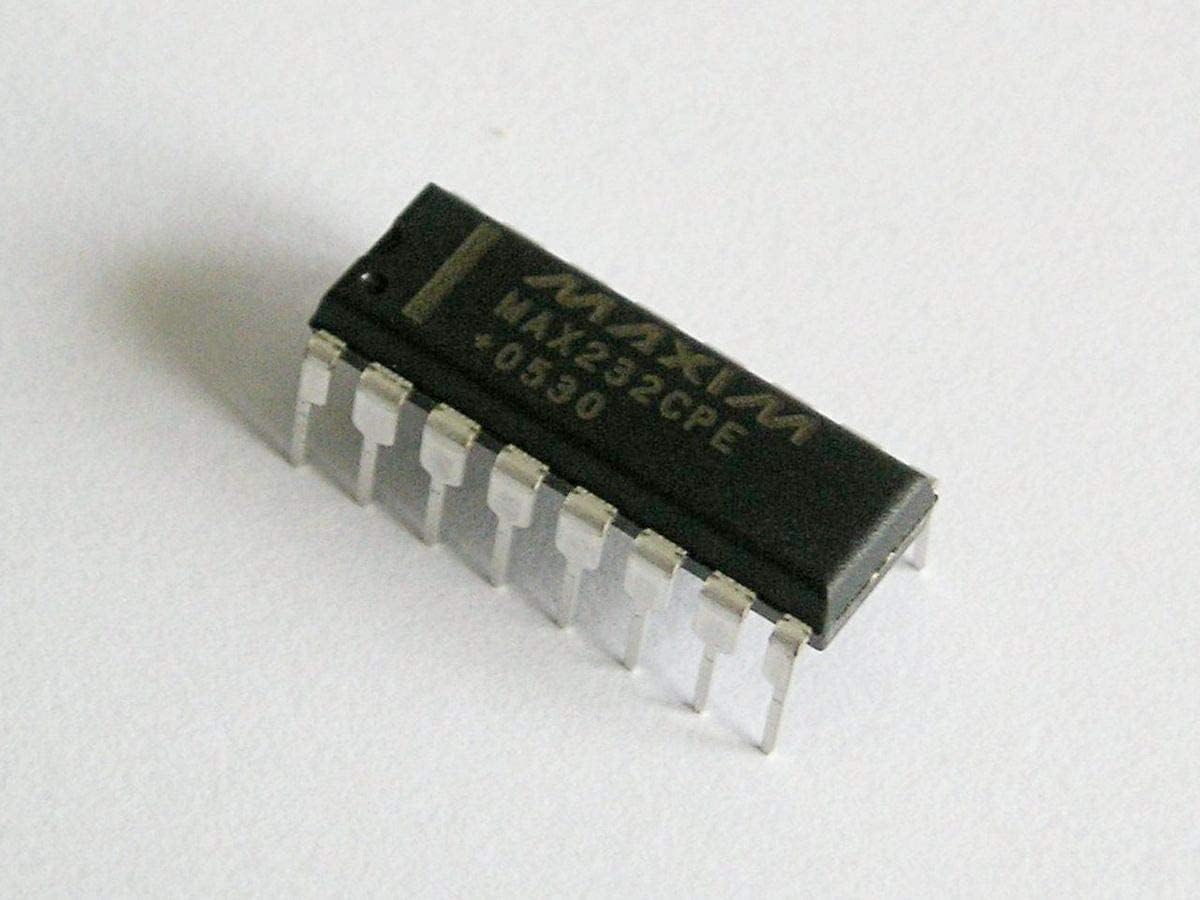 GURU ELECTRONICS 5pcs MAX232 MAX232CPE 5V Powered Multichannel RS-232 Drivers/Receivers IC DIP 16