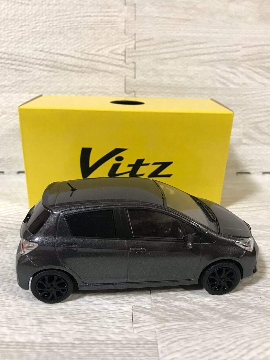 Amazon | 1/30 トヨタ ヴィッツRS VITZ 中期 カラーサンプル ミニカー