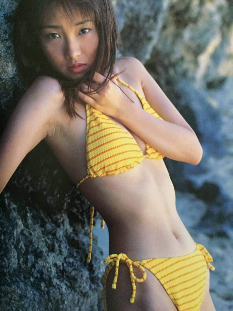 菊池万里江 切り抜き6ページ（3枚） 辰田さやか 切り抜き2ページ 