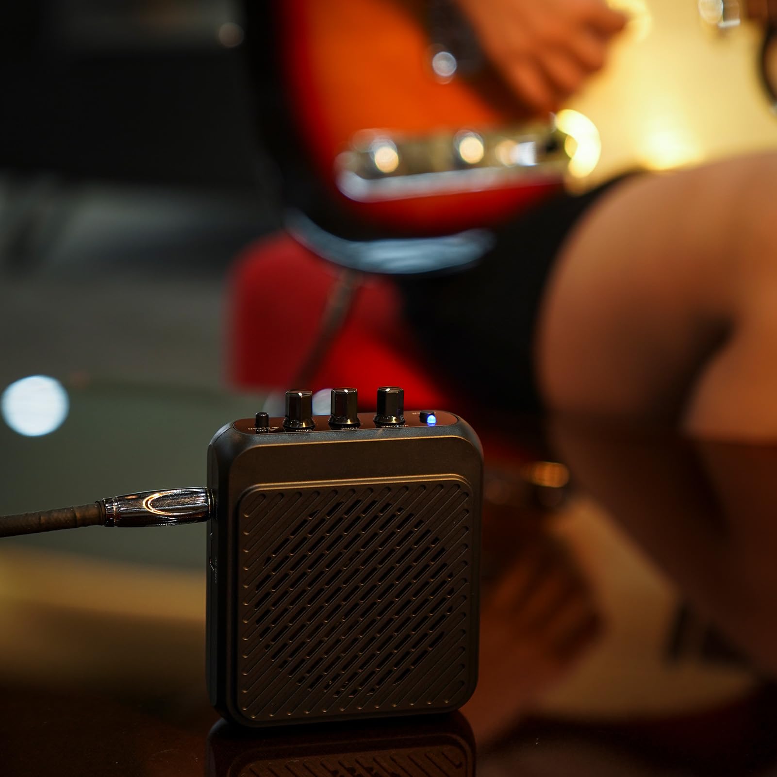 Generic Amplificador de Guitarra Eléctrica, Mini Altavoz BT Clean OD 3W Recargable 2 Modo, Monta de Cintura para Principiantes
