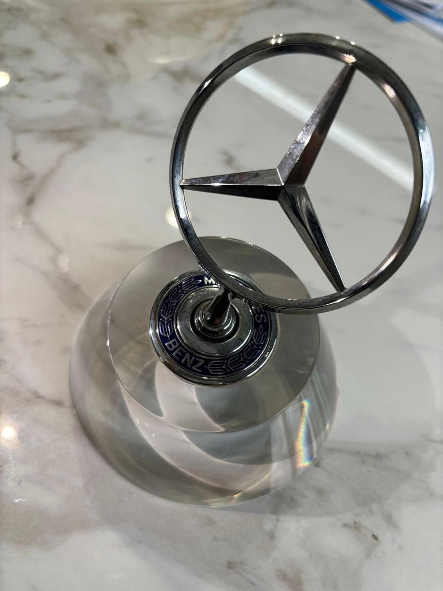 Amazon.co.jp: メルセデス ベンツ ペーパーウエイト エンブレム AMG 
