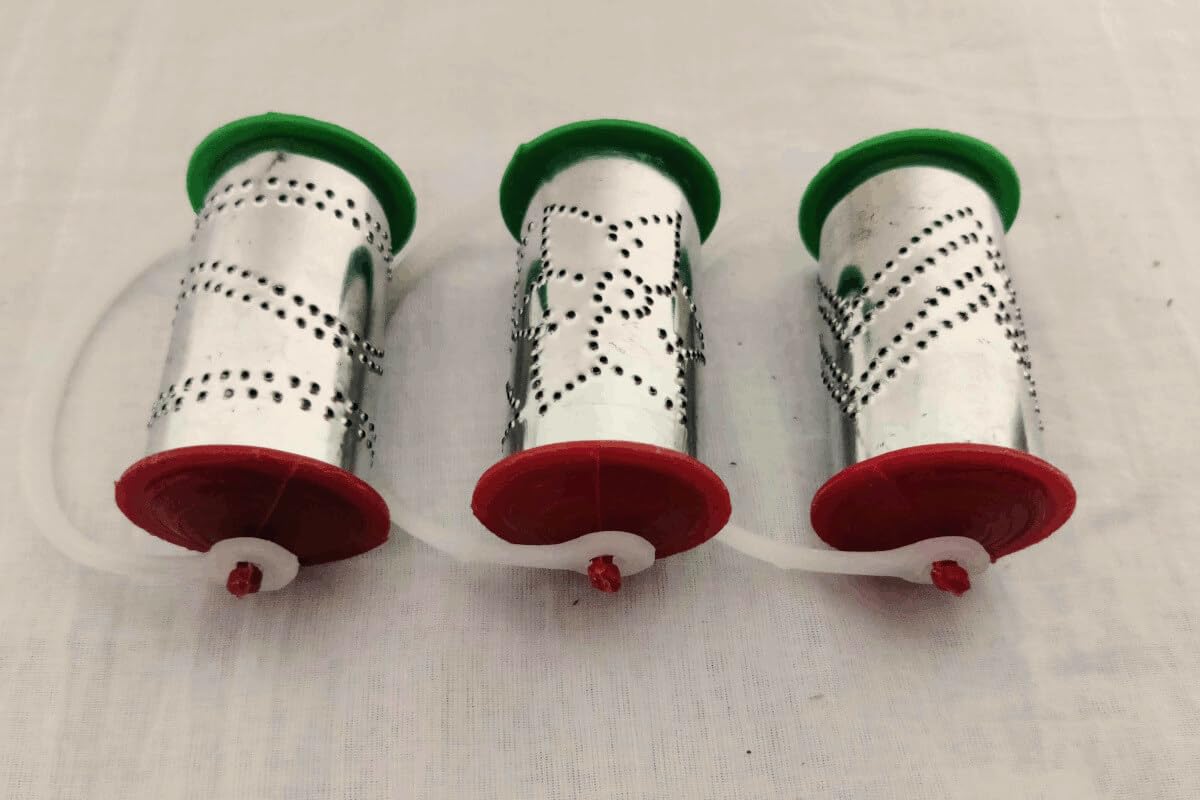 PUJA CELEBRATIONS Rangoli Stencil Steel Roller, 12 Different Design Draw Rangoli Making Kit,Kolam, Assorted Rangoli Designs Making Stencils Roller (Small, 2.25 x 2 inches)