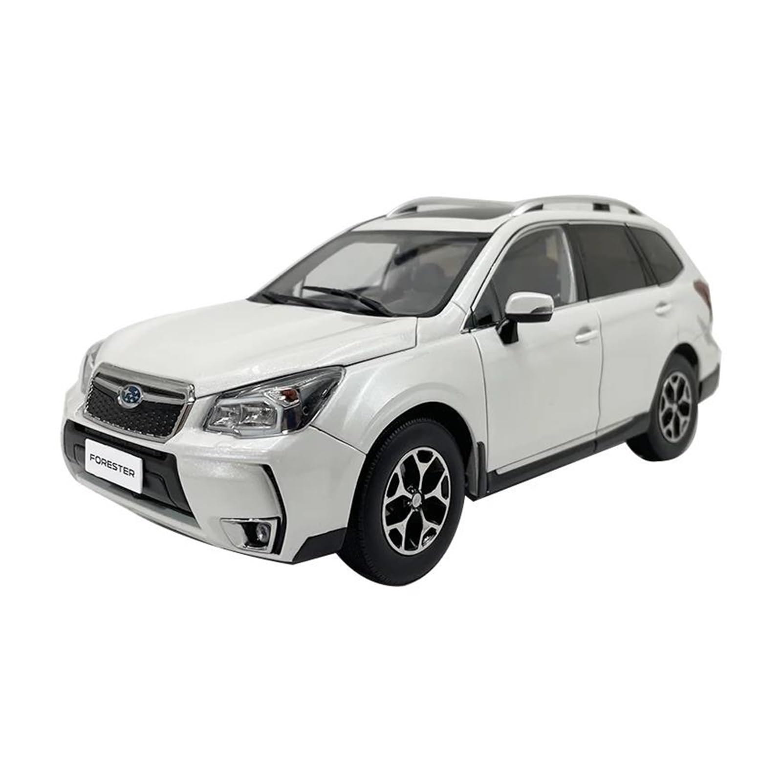1/18 スバル フォレスター Subaru Forester ホワイト Amazon.co.jp: 1/18 Subaru Forester スバル フォレスター ホワイト
