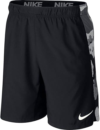 short nike camuflado