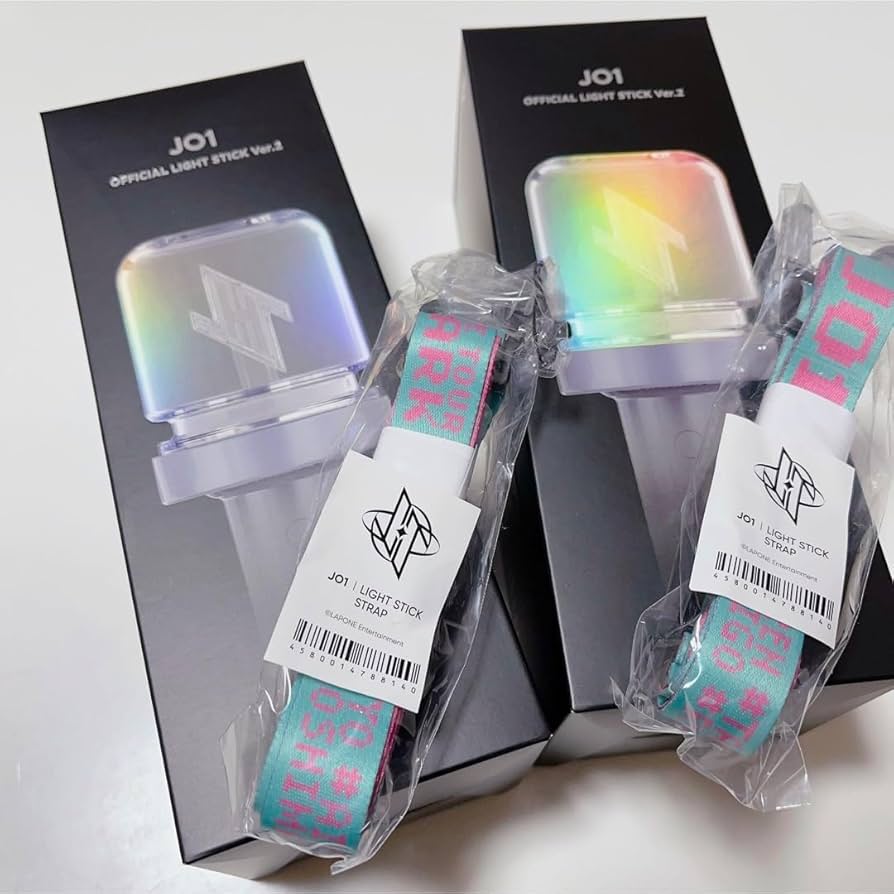 JO1 - JO1 ペンライト OFFICIAL LIGHT STICK 2本セット JO1 OFFICIAL LIGHT STICK Ver.2 – LAPONE STORE