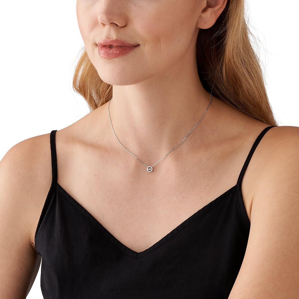 Michael Kors - Collana da donna con ciondolo con logo Premium Kors MK in argento sterling, MKC1726CZ040