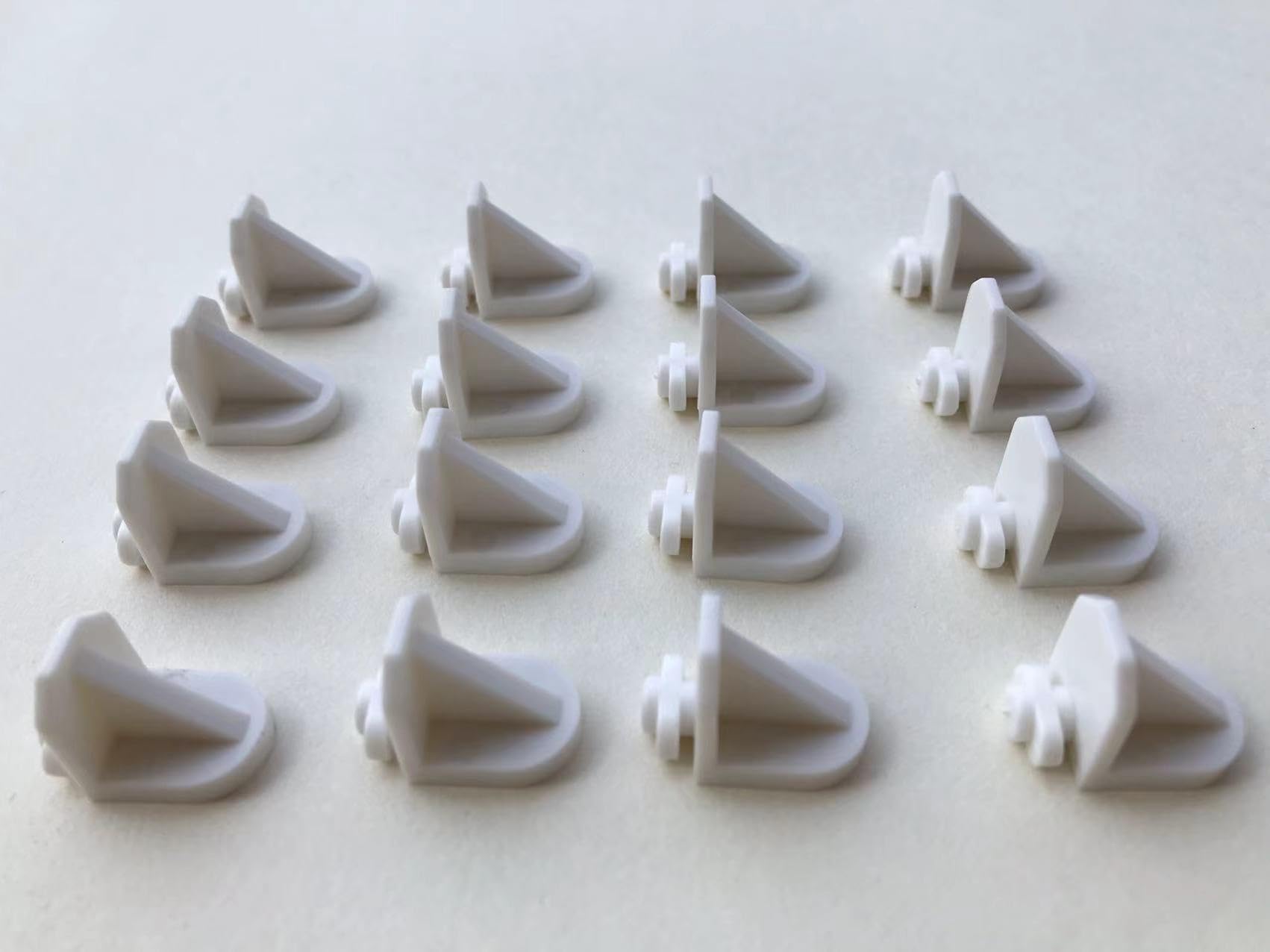 Twist-in Shelf Support Pins (16 Pack) for Kitchen Cabinets, Bookcases, Shelves