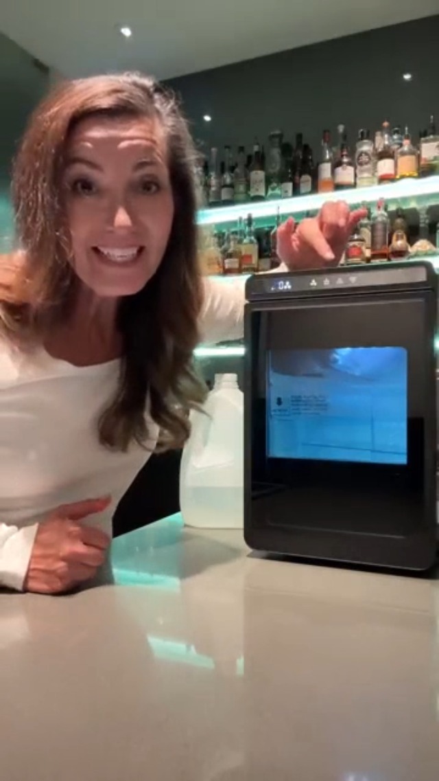 Image of Electactic Crystal Clear Cubic Ice Makers Countertop -Makes 3 Large, 1.6 inch Clear Ice Cubes in 15 Mins, 24h Timer, Self-Cleaning Ice Maker with 5 Ice Cube Sizes for Cocktails, Whiskey & Bourbon