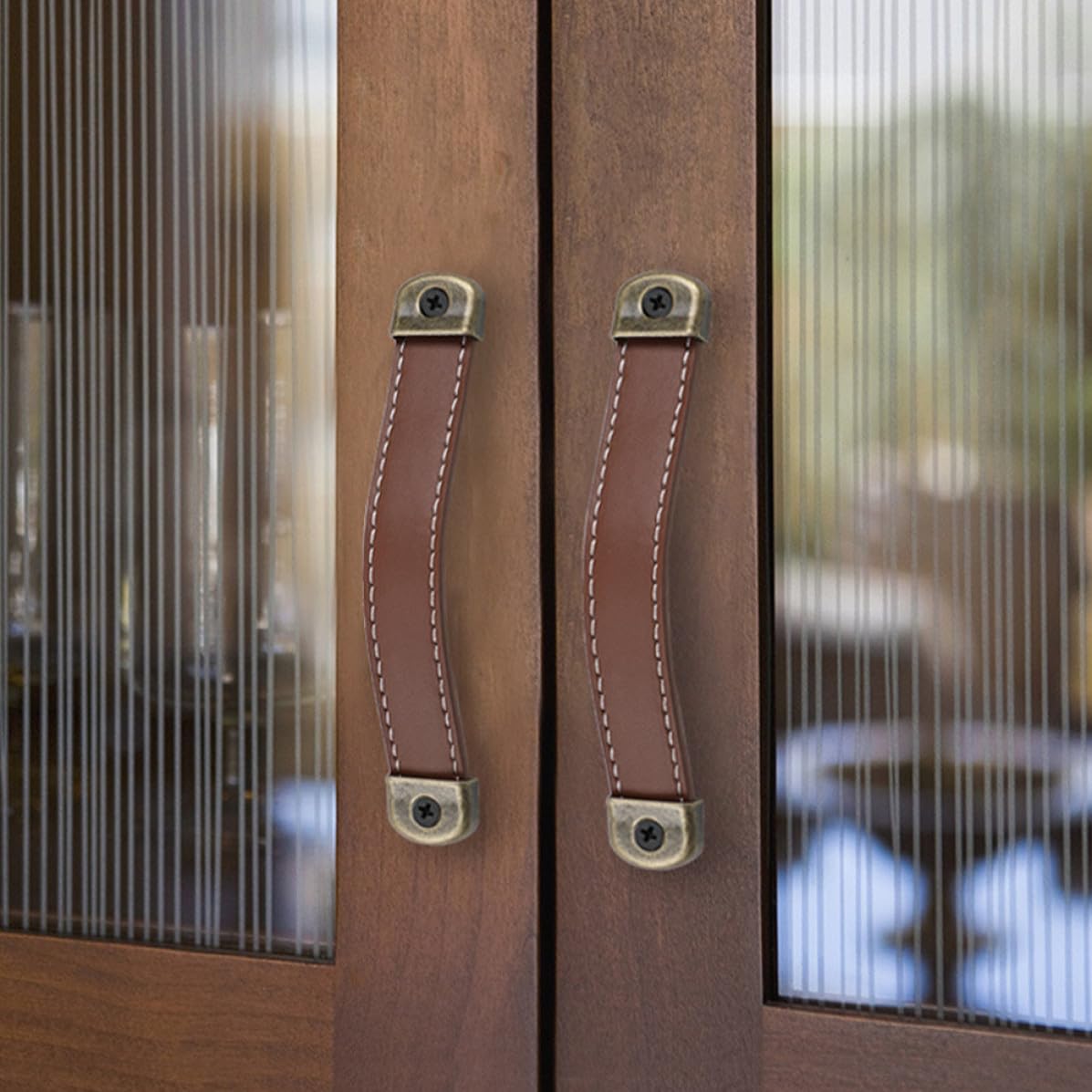 Alipis Maniglie in Pelle per Mobili, 6 Pezzi, Interasse 160 Mm | Finitura Marrone, Lega di Zinco e Pelle Sintetica, per Armadio e Cassettiera, Stile Moderno Semplice