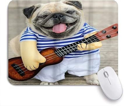 Amazon Miscery マウスパッド 動物の犬がギターを弾くインディミュージシャンパグ犬の笑顔 高級感 おしゃれ 防水 端ステッチ 耐久性が良い 滑らかな表面 滑り止めゴム底 24cmxcm Miscery マウスパッド 通販