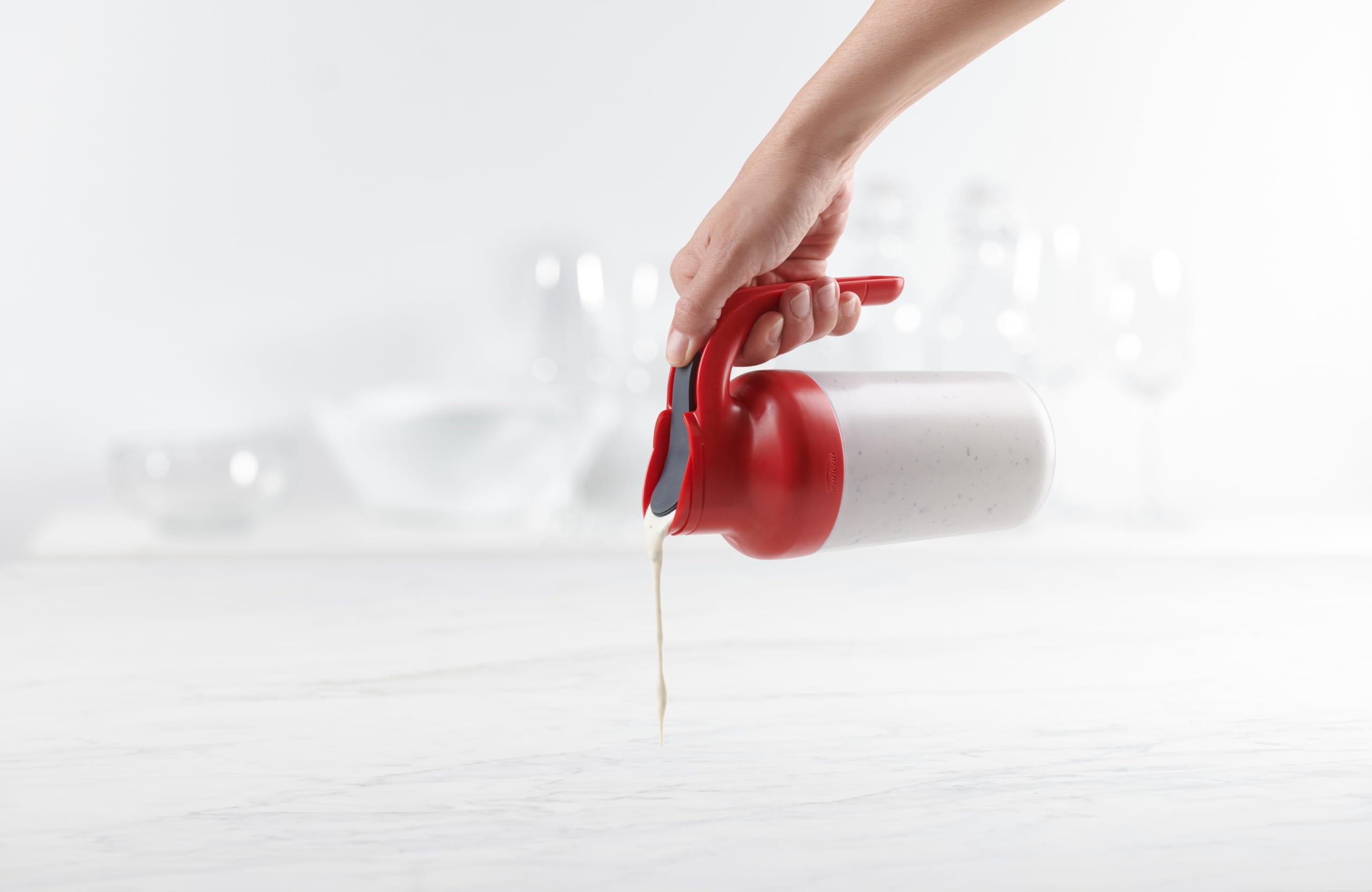 Trudeau Syrup Dispenser, Red