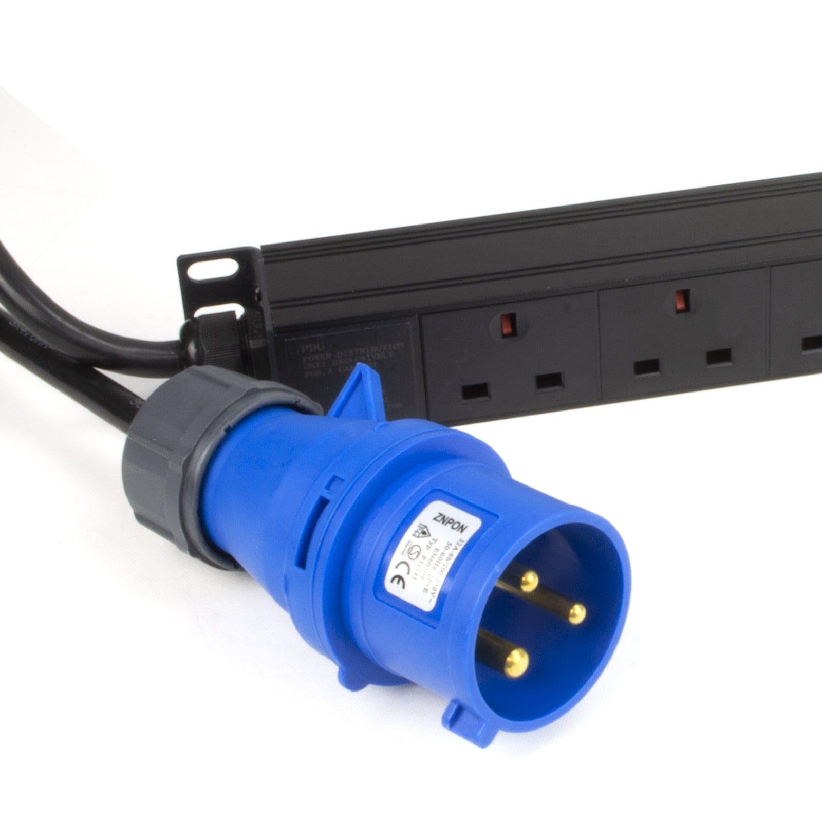 kenable PDU 12 Way UK Sockets to 32A Commando Plug Power Distribution Unit Vertical Mount 3m Cable 8000W Max Load