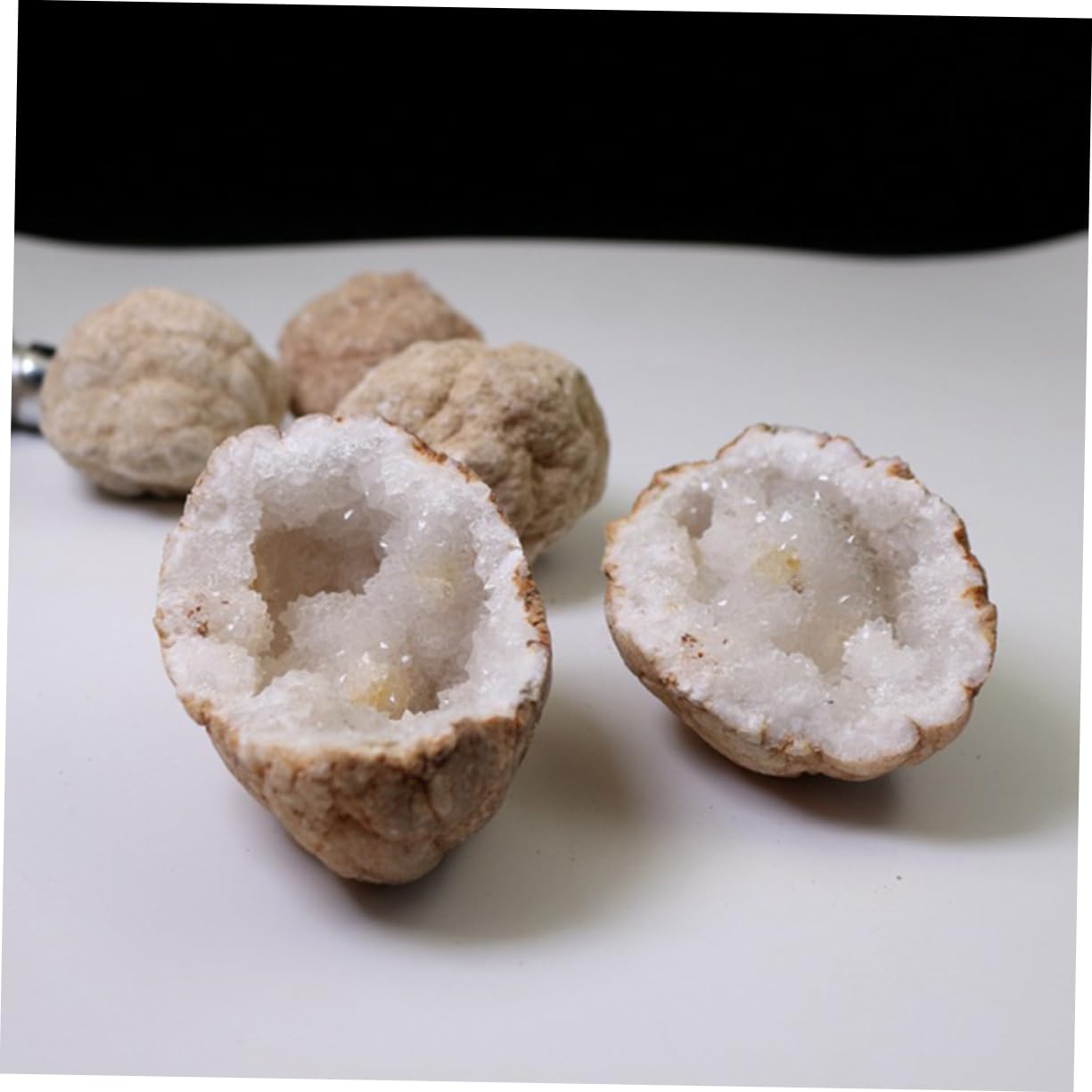 Cabilock 1Pc Natural Rough Crystal Sphere Teaching Sample Educational Ore Specimen for Science Projects and Kits for Hands Learning and Collecting