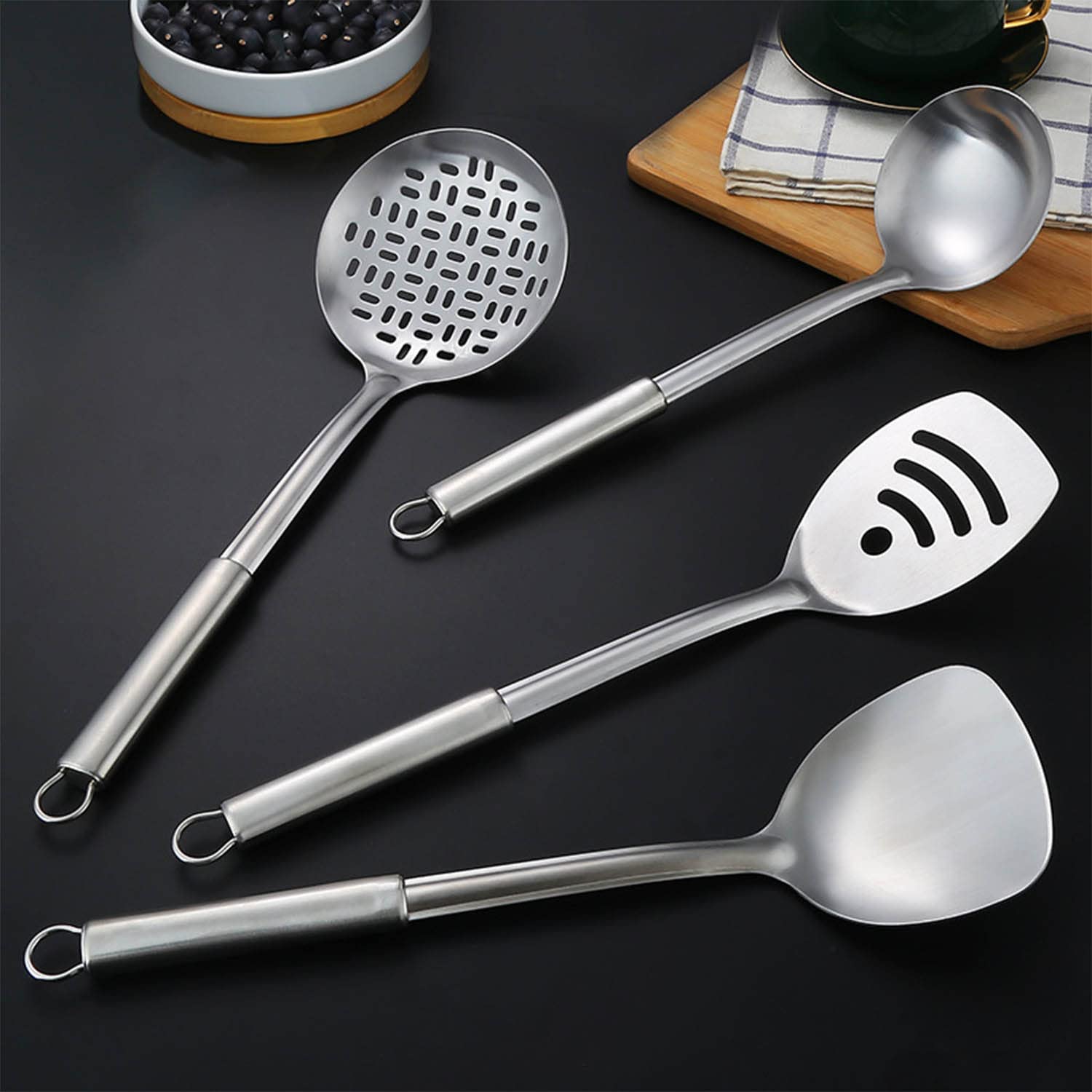 Ensemble D'ustensiles de Cuisine en Acier Inoxydable 4 Pièces Wok Spatule Louche Cuillère à Fente Spatule à Fente Turner pour Home Restaurant Hotel