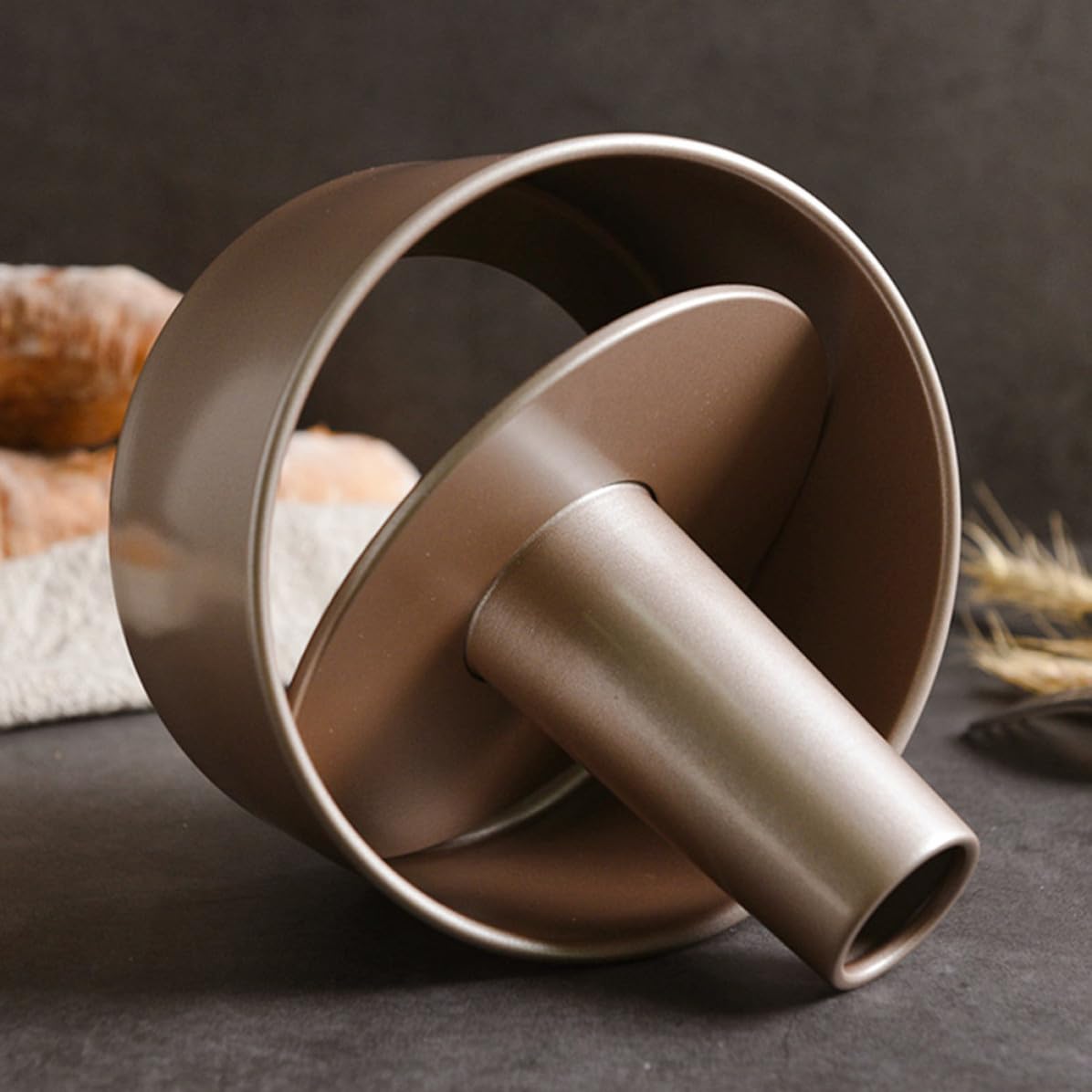 jojofuny Tortiera Rotonda Antiaderente con Fondo Estraibile in Acciaio Carbonio Resistente Stampo per Dolci con Rivestimento Non Stick per Cottura Uniforme e Facile Rilascio Adatta Forno