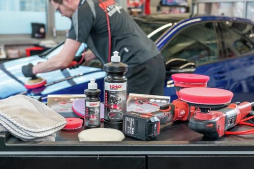Image of SONAX PROFILINE CutMax (1 Litre) Powerful Polish with High Abrasiveness and Optimal Shine | Ref: 02463000 | Powerful abrasive polishing with good gloss development for heavily weathered or scratched paints.