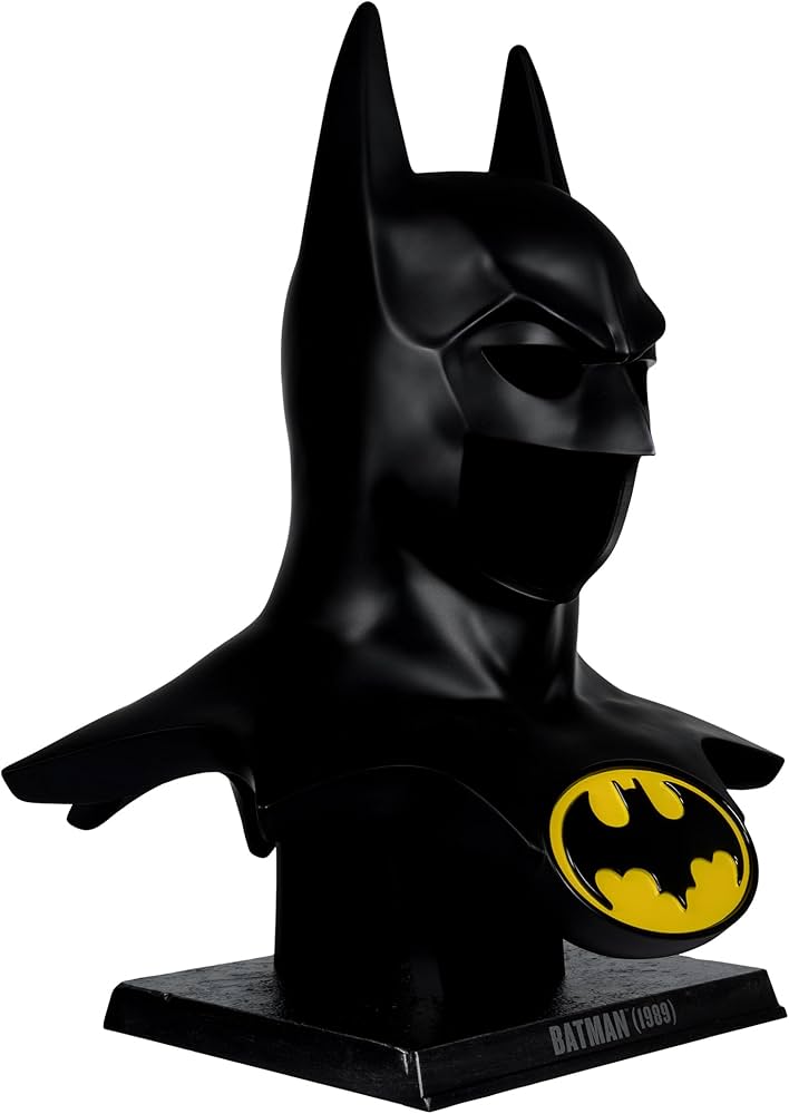 Amazon.co.jp: DC Direct - 1:1スケール コレクターカウル