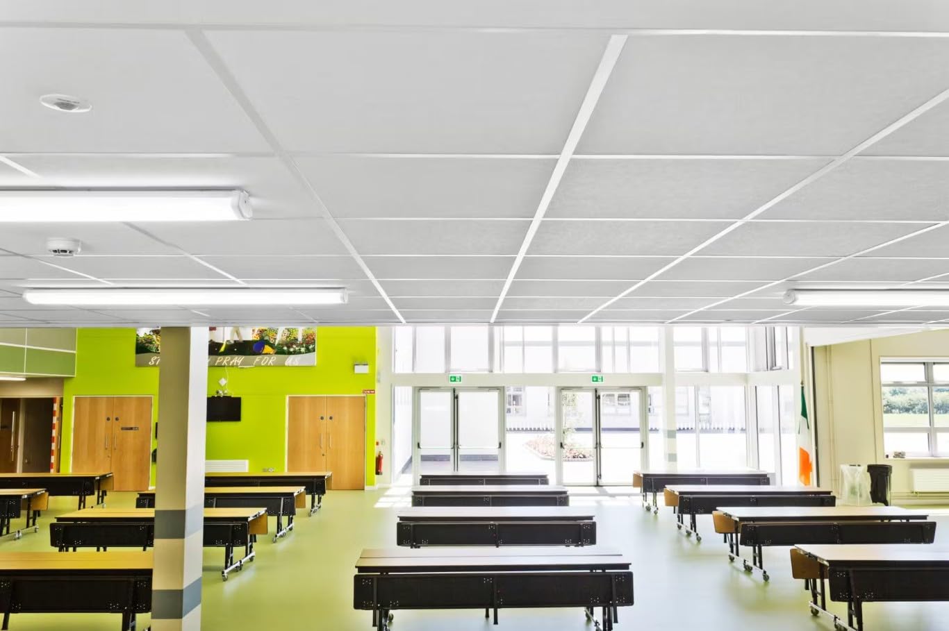Futurazeta® -Controsoffitto Modulare Pannelli 60x60 cm a Vista, Fonoassorbenti 20 mm, Confezione di 24 Pannelli Copertura 8,64 mq per Uffici, Negozi e Locali