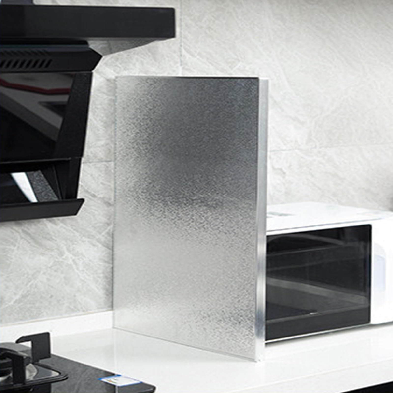 Panneau thermique ignifuge pour table de cuisson en aluminium Tapis de protection thermique adhésif pour réfrigérateur et four 50 x 60 cm