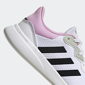 Amazon.com | adidas Women's QT Racer 3.0 Sneaker, White