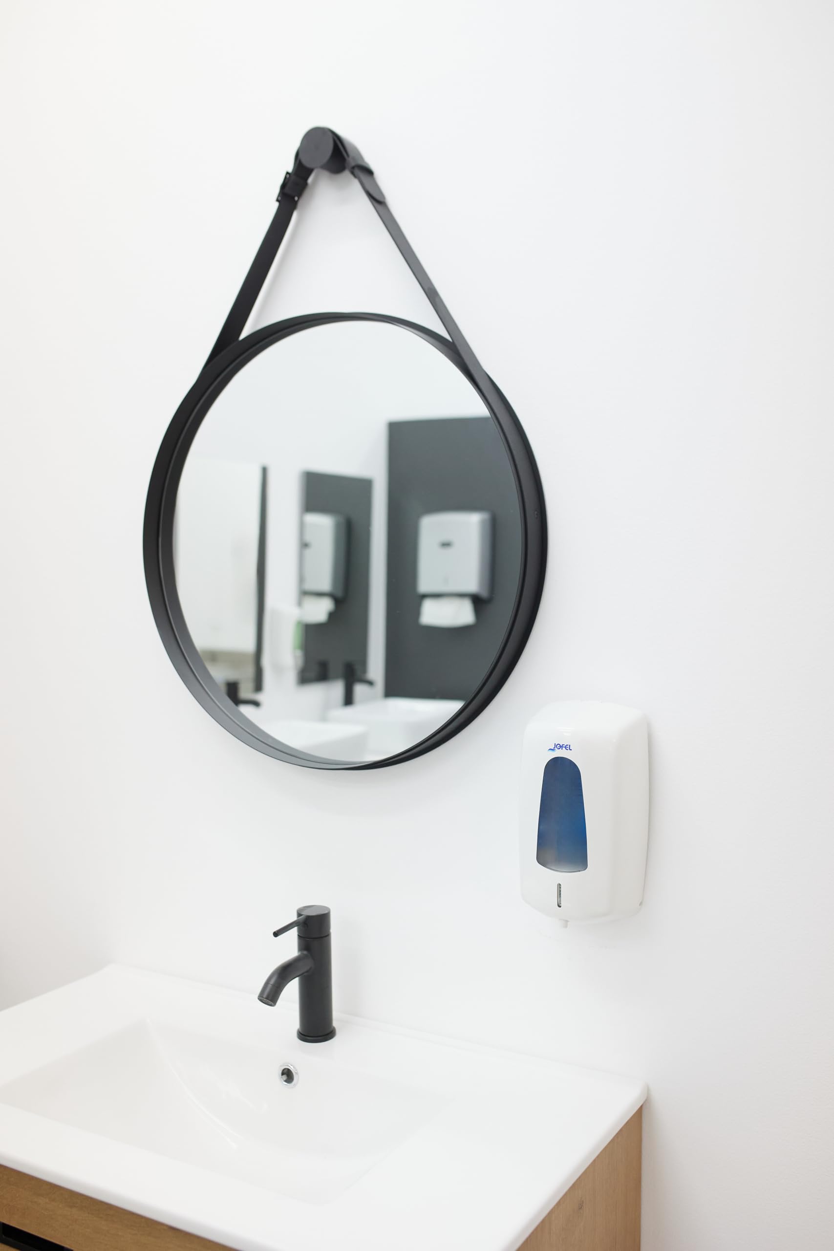 Jofel - Distributore automatico di sapone in schiuma a parete, ricaricabile, capacità 1 l, Distributore di sapone per bagno, ottico senza contatto, corpo in ABS, Aitana AC76060 Bianco