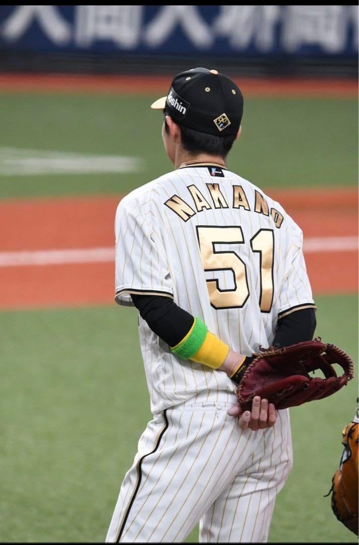 阪神タイガース 佐藤輝明 M 完売品 チャンピオンユニフォーム 2024年