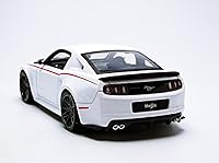 Vista 3 de Maisto 2014 Ford Mustang Street Racer Blanco 1/24 Modelo Coche