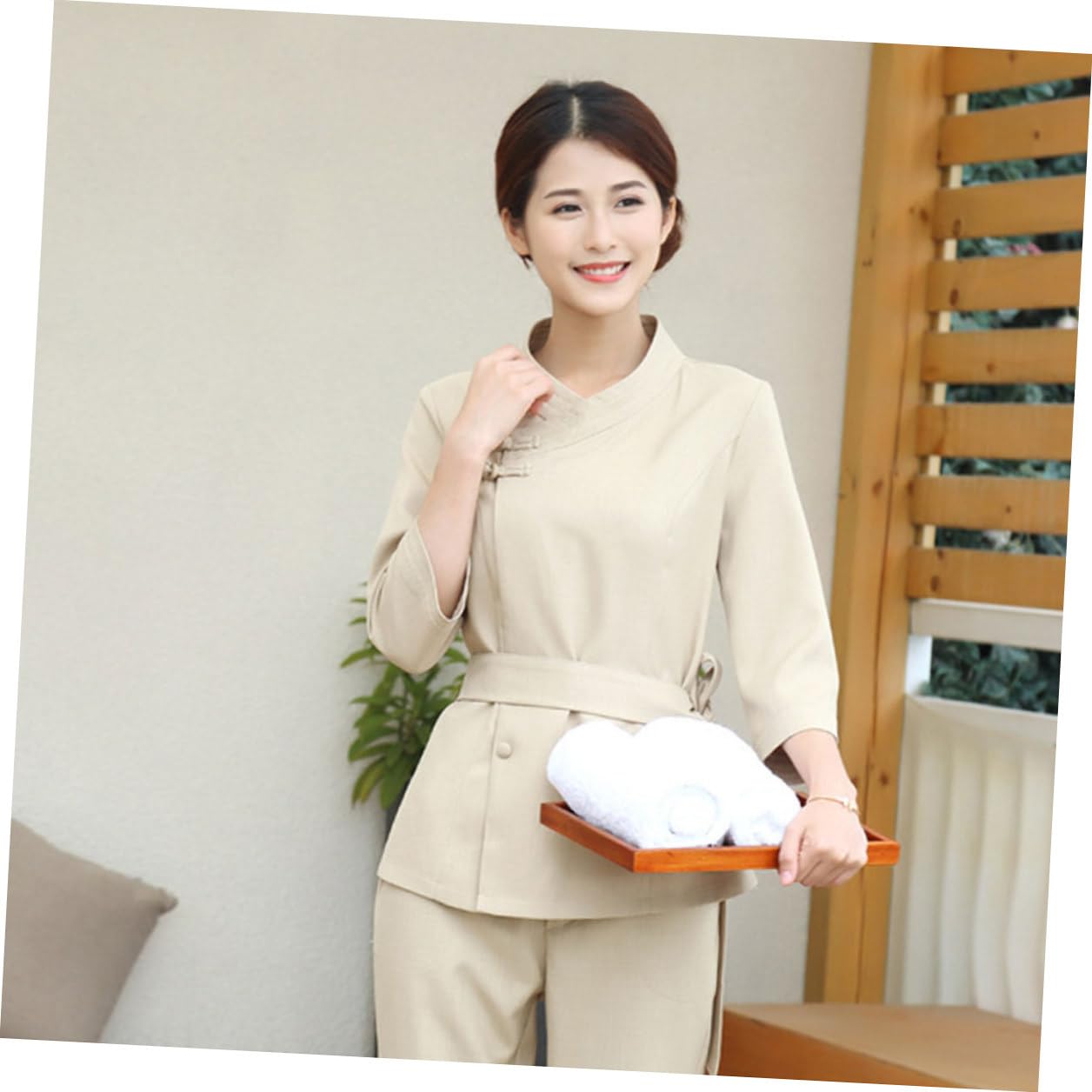 IMIKEYA Uniforme de Esteticista Beige para Salón y SPA, Traje Cómodo de Poliéster y Spandex Fácil de Llevar para Técnico de Belleza