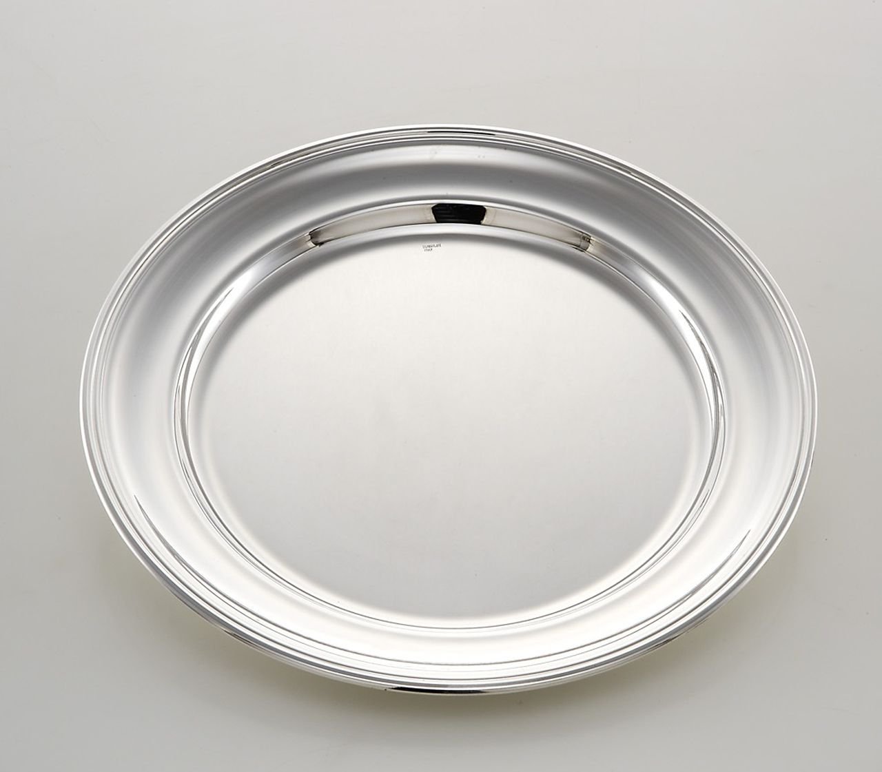 SWEET HOME Plato redondo plateado Estilo inglés Sheffield cod.5011725 cm diam.25 by Varotto & Co.