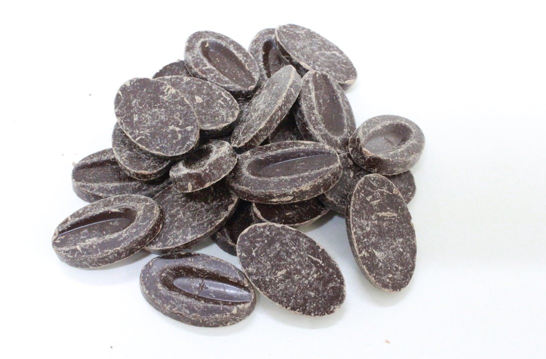 Amazon.co.jp: [カカオ分61%] VALRHONA ヴァローナ フェーブ