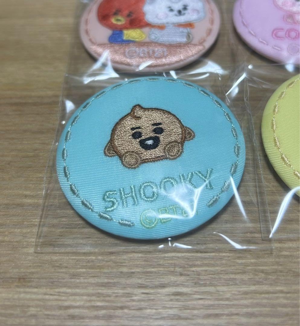 Amazon.co.jp: bts 刺繍缶バッジ 4個セット : おもちゃ