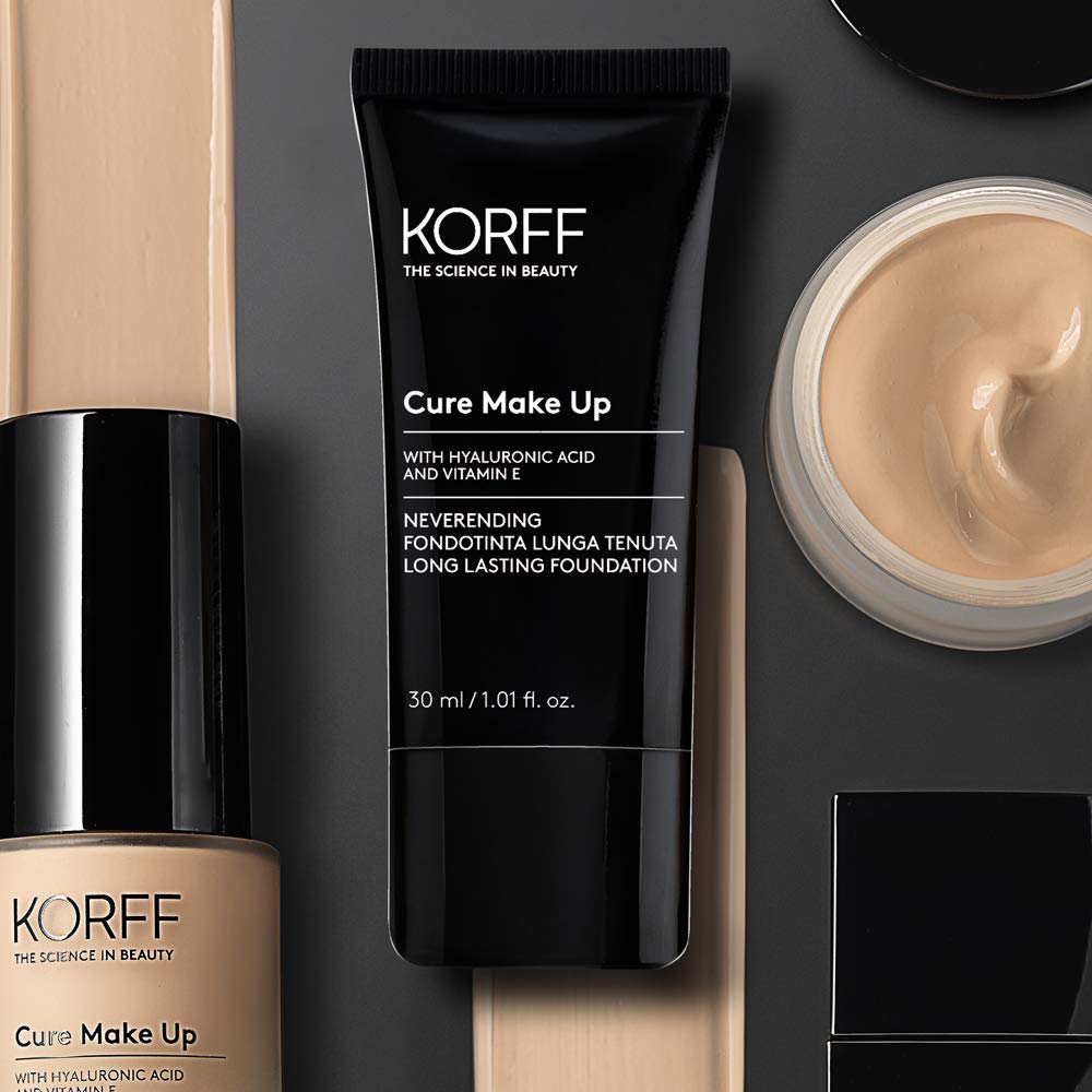 KORFF Fondotinta Crema, Effetto Matt, Lunga Tenuta, Copertura Media - Alta, Formula Anti-età Idratante con acido ialuronico