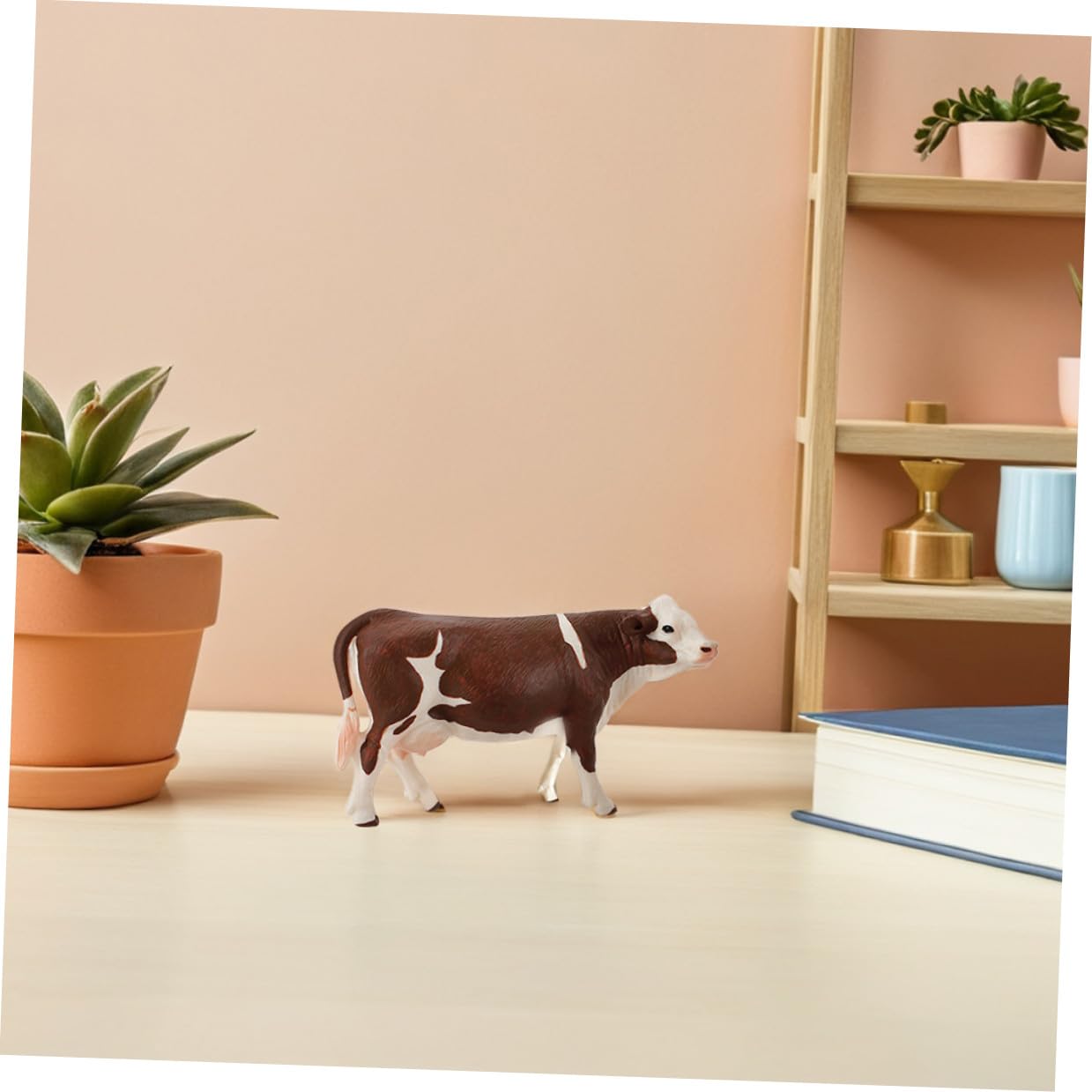 Abaodam Figuras de Ganado 5 Piezas Realistas de Vaca de Granja en Miniatura de PVC, Juguete Educativo, para Interior y Exterior
