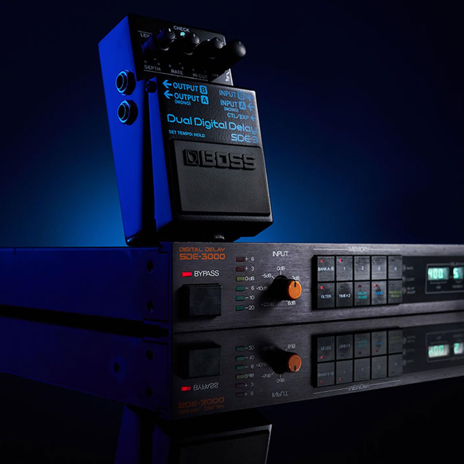 Boss SDE-3 Digital Dual Delay urządzenie efektowe z kablem keepdrum jack