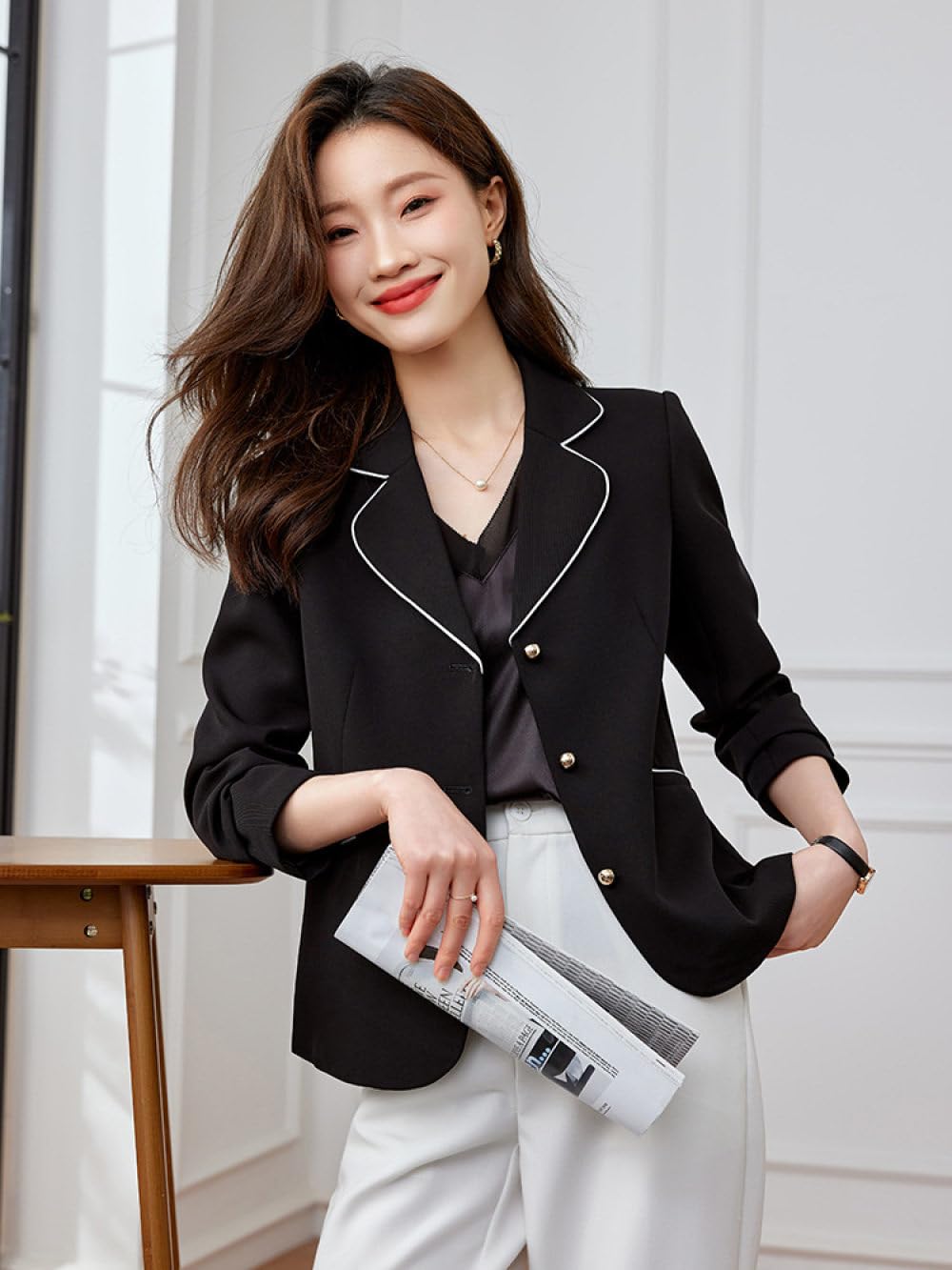 Anzug Damen,Kurzer Damen-Blazer, Langärmelig, Gekerbtes Revers, Kontrast-Anzugjacke, Eleganter Bolero-Cardigan, Schwarzer Knopf-Taschenmantel, Lässiger Abend-Anzug, Business-Blazer-Anzug
