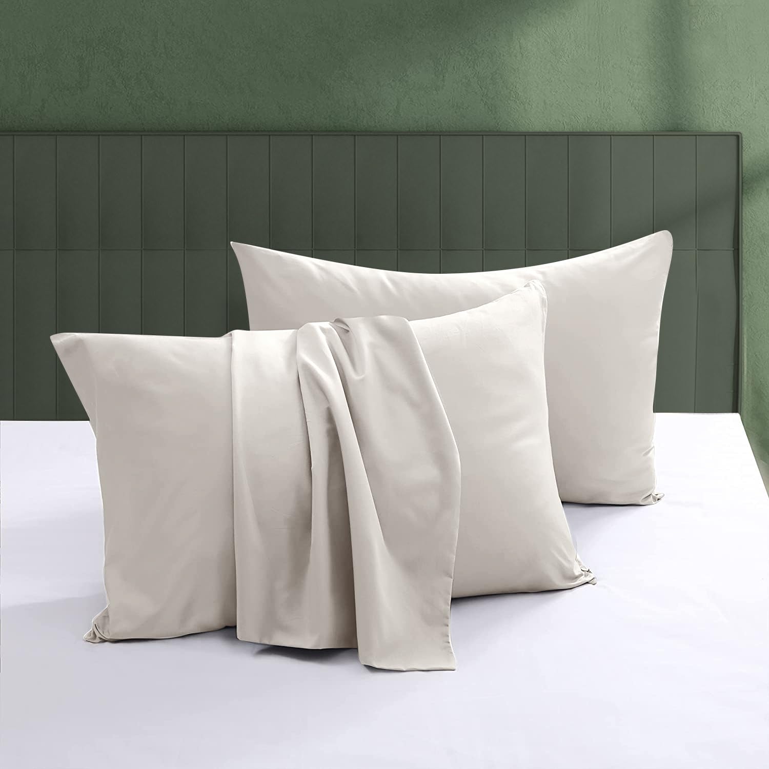 100% Egyptian Cotton Pillow Protectors Set of 4 King Size | 600 Thread Count Pillow Cases with Zipper, Silky Soft Sateen Weave Pillowcases, Breathable, Hotel Quality, Light Beige