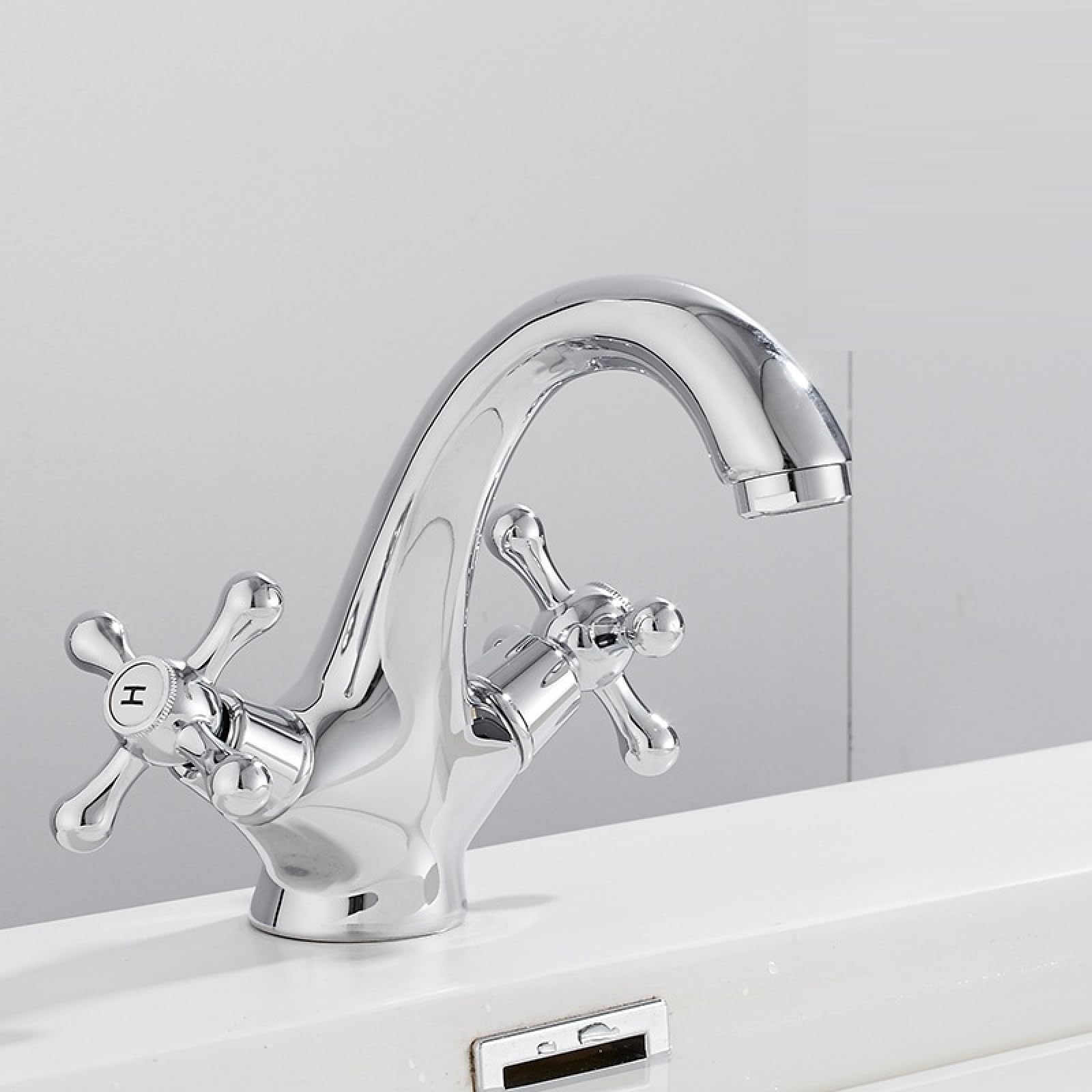 Fanjubei Silver Bathroom Copper Hot And Cold Water Basin Faucet,
