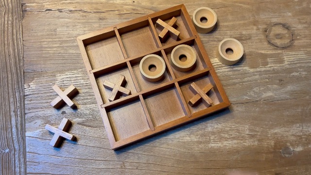 BRISKORE Gioco Tic Tac Toe per bambini, gioco da tavolo per bambini e famiglia, mini gioco da
