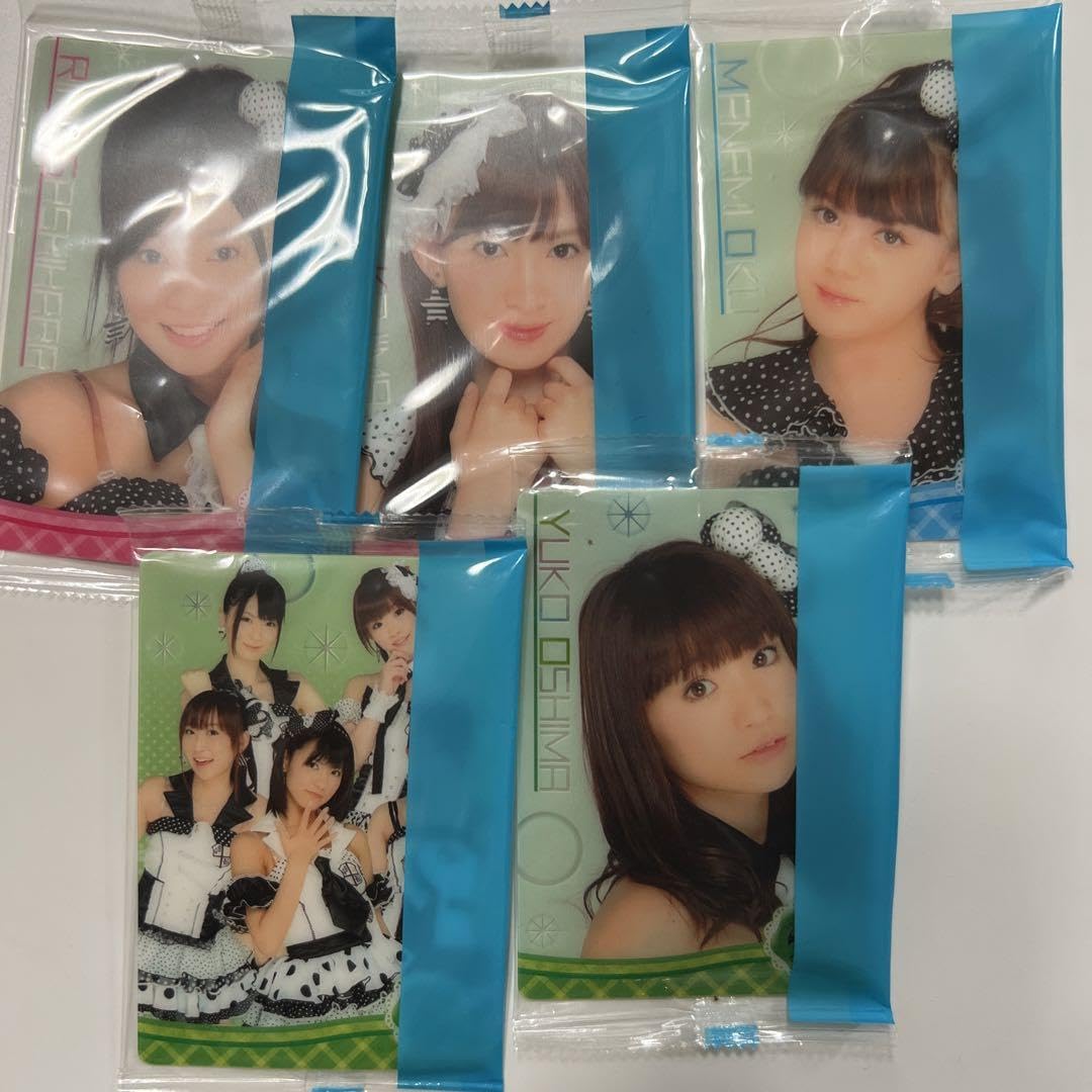 Amazon.co.jp: 森永製菓 セブンイレブン限定カード AKB48 : おもちゃ
